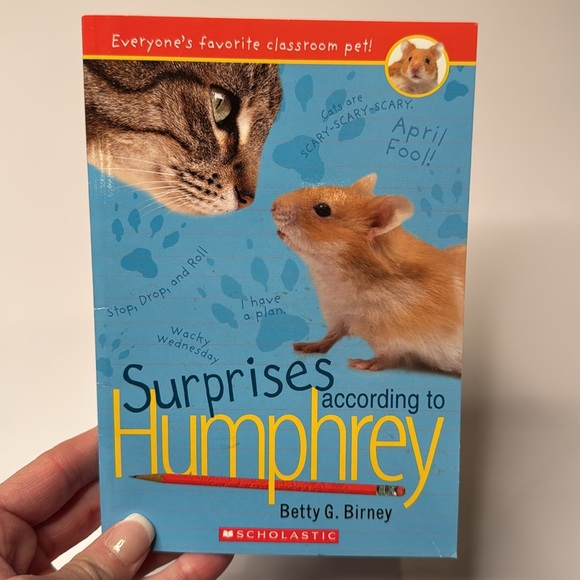 Scholastic Humphrey Book Set - Picture 8 of 9
